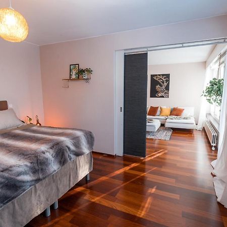 شقة Nordic Gem Near Railway Station, Free Parking And Wifi روفانييمي المظهر الخارجي الصورة